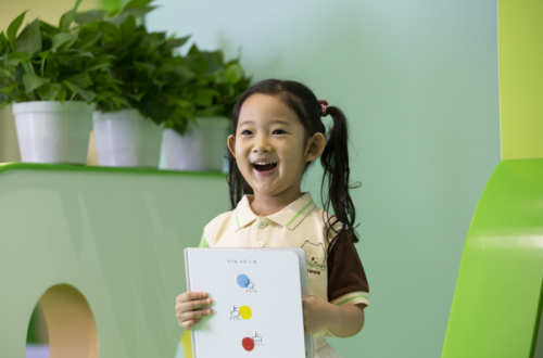 如何决定托幼加盟品牌？芭迪熊亲幼馆：适合的就是最好的